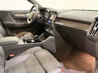 Volvo XC40 T2 Plus Dark Aut8 picture 48