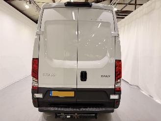 Iveco Daily 35S12V 352 L2H2 picture 5
