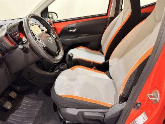 Toyota Aygo HB 1.0 VVT-i x-cite Navi/Airco picture 30