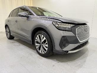 krockskadad bil auto Audi Q4 e-tron 40 Edition Pano 2023/3
