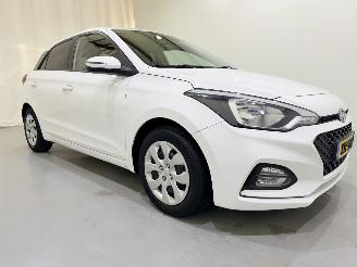 Damaged car Hyundai I-20 HB 1.0 T-GDI Comfort Automaat 2019/2