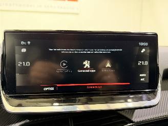 Peugeot 2008 1.2 Blue Lease Allure picture 30