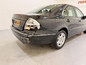 Mercedes E-klasse Sedan E200 K Avantgarde Aut picture 7