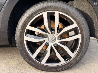 Volkswagen Golf VII e-Golf Limited 100kW picture 10