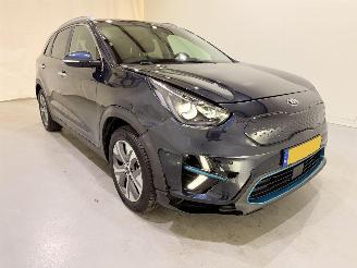 Schadeauto Kia e-Niro e-Niro 64 kWh ExecutiveLine aut 2019/6