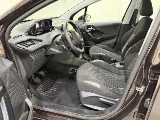 Peugeot 208 HB 1.4 VTi Active Airco picture 7