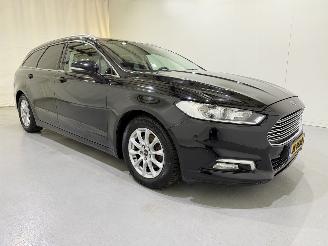 Schadeauto Ford Mondeo Wagon 2.0 TDCi Titanium Lease Ed. 2016/6