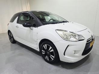 Damaged car Citroën DS3 1.6 So Chic in White 88Kw 2010/9