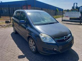 Auto da rottamare Opel Zafira  2010/2