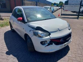  Opel Adam Adam, Hatchback 3-drs, 2012 / 2019 1.4 16V 2013/4