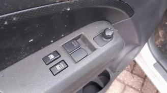 Opel Agila Agila (B), MPV, 2008 / 2014 1.0 12V picture 23