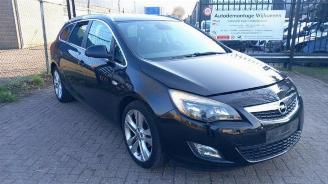 Autoverwertung Opel Astra Astra J Sports Tourer (PD8/PE8/PF8), Combi, 2010 / 2015 1.4 Turbo 16V 2011/4