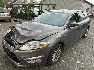 Unfallwagen Ford Mondeo 2.0 TDCI  Automaat Stationcar 2012/1