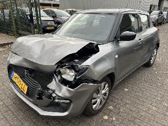 uszkodzony samochody osobowe Suzuki Swift 1.2 Comfort Smart Hybrid 2020/3