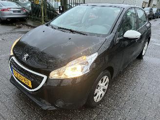 Auto incidentate Peugeot 208 1.0   5 Drs   ( Motorschade ) 2015/1