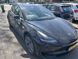 Unfallwagen Tesla Model 3 Standard Range Plus RWD 2020/12