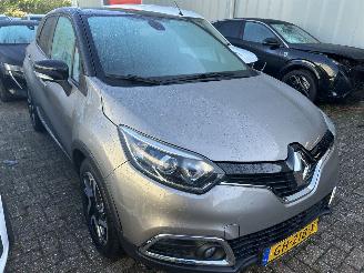 Renault Captur 1.2 TCe  Automaat  ( schadevrij ) picture 3
