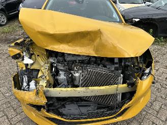 Peugeot 208 1.2 PureTech Active picture 2