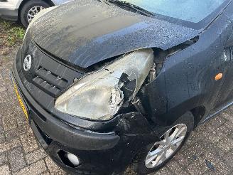 Nissan Pixo 1.0 Automaat picture 2