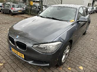 Schadeauto BMW 1-serie 116i   5 drs - schuifdak 2012/1