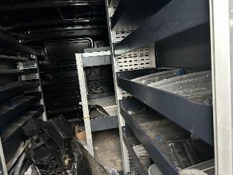 Volkswagen Crafter 2.0 TDI picture 11