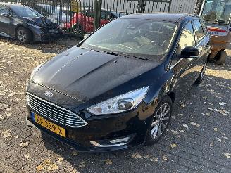 skadebil auto Ford Focus Stationcar 1.5 TDCI 2017/11