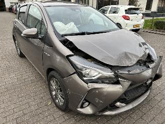 Toyota Yaris 1.5 Hybrid Dynamic  Automaat picture 3