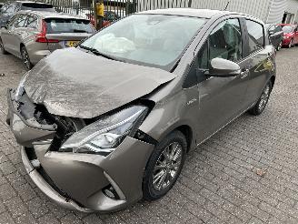  Toyota Yaris 1.5 Hybrid Dynamic  Automaat 2020/4