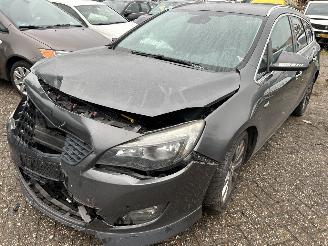 Opel Astra Sports Tourer 1.4 Turbo Sport picture 1