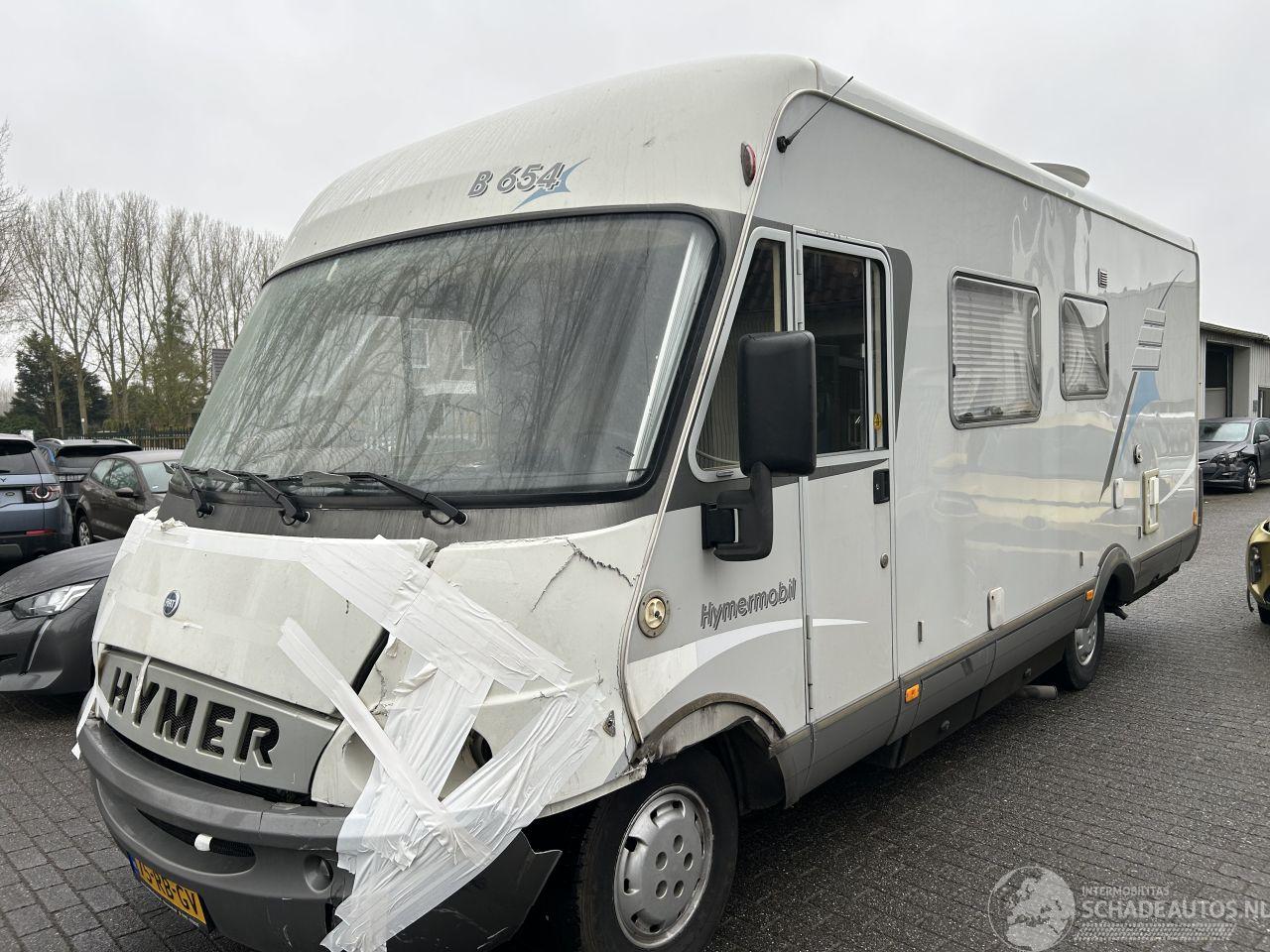 Hymer B 654