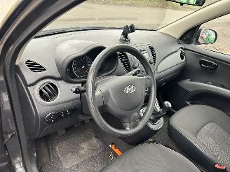 Hyundai I-10 1.2 Plus picture 12