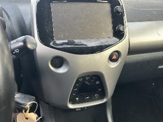 Toyota Aygo 1.0 VVT-i  x-Wave   5 Drs picture 9