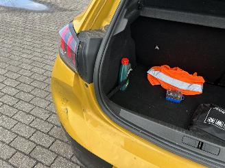 Peugeot 208 1.2 PureTech   GT picture 10