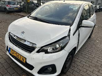 Vaurioauto  passenger cars Peugeot 108 1.0 e-VTi Active 2015/4