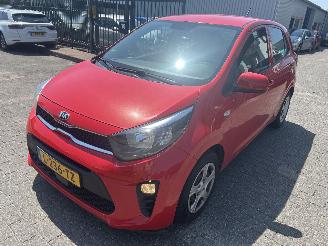Coche accidentado Kia Picanto 1.0 DPI Comfortline 2021/9