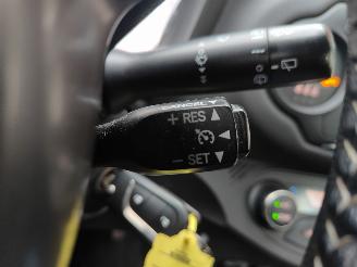 Toyota Yaris 1. VVT-i Lounge Clima Cruise Navi picture 16