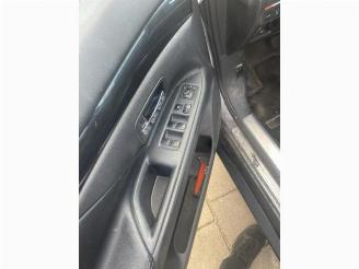 Mitsubishi Outlander Outlander (GF/GG), SUV, 2012 / 2022 2.0 16V PHEV 4x4 picture 8