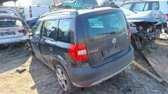 demontáž osobní automobily Skoda Yeti Yeti (5LAC), SUV, 2009 / 2017 2.0 TDI 16V 4x4 2016