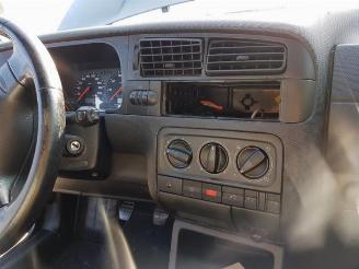 Volkswagen Golf Golf III Cabrio Restyling (1E7), Cabrio, 1998 / 2002 2.0 picture 14