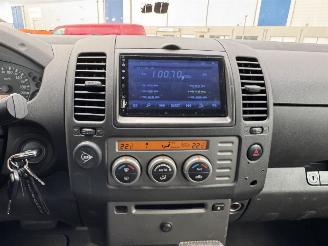 Nissan Navara 2.5 DCI DOUBLE CAB 4WD AUTOMAAT KLIMA picture 16