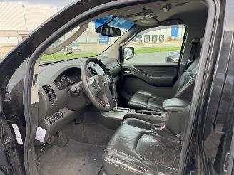 Nissan Navara 2.5 DCI DOUBLE CAB 4WD AUTOMAAT KLIMA picture 9