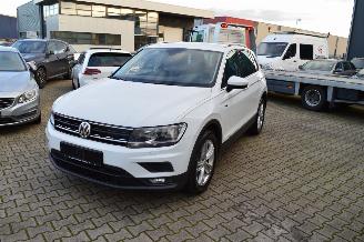 Vaurioauto  passenger cars Volkswagen Tiguan 2.0 TDI 110 KW DSG JOIN EXPORT 2018/10