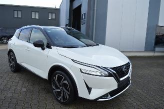 skadebil auto Nissan Qashqai Nissan Qashqai Tekna+ Voll Pano Leder 360 Kamera Headup 2023/4