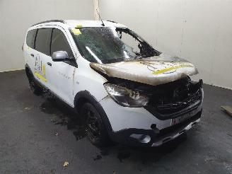 demontáž osobní automobily Dacia Lodgy Stepway 1.6 SCE Bi-Fuel 2019/1