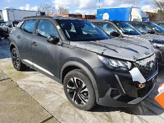 Coche siniestrado Peugeot 2008 P24E 1.2P Aut 2023/1