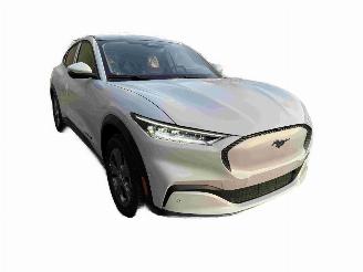 Auto da rottamare Ford Mustang Mach-e Premium AWD 2022/10