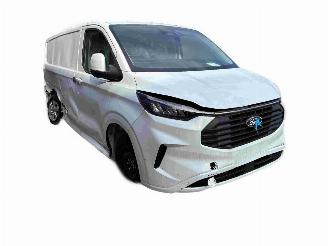 desmontaje vehículos comerciales Ford Transit Custom 2.0 EcoBlue E300L Series 2023/11