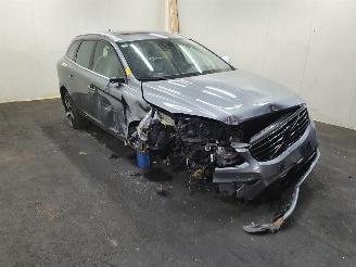 Auto da rottamare Volvo Xc-60 2.0 D4 FWD R-Design Momentum 2016/1