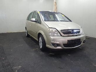 Salvage car Opel Meriva X03 Temptation 1.6 16v 2007/8