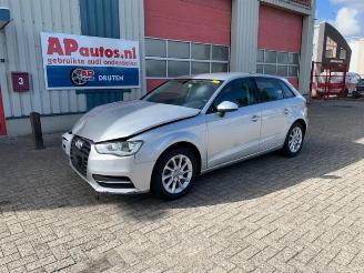 demontáž osobní automobily Audi A3 A3 Sportback (8VA/8VF), Hatchback 5-drs, 2012 / 2020 1.4 TFSI 16V 2013/3